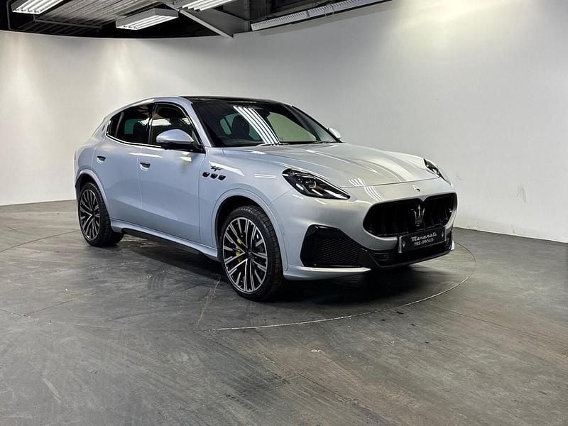 White Used 2025 Maserati Grecale SUV | £86,989 - Image 1/4
