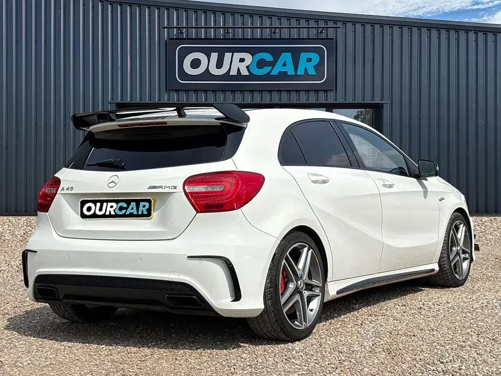 Used Mercedes A45 AMG AMG 360 HP (264 kW) 2014 White Hatchback