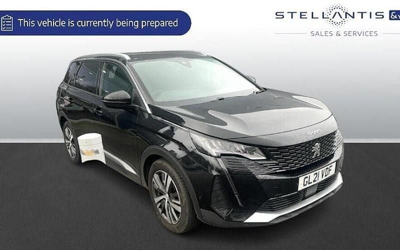 Used Peugeot 5008 Allure 131 HP (96 kW) 2023 SUV