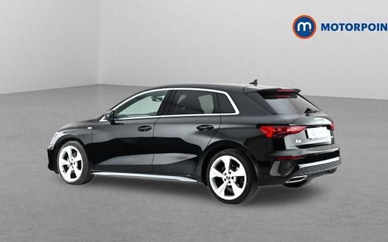 Begagnad Audi A3 Sportback S-Line 110 HK (80 kW) 2024 Halvkombi