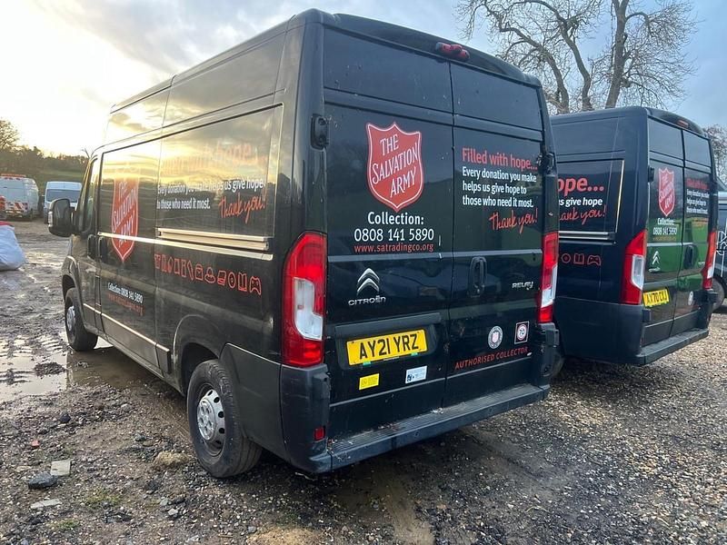 Used Citroën Relay 140 HP (102 kW) 2021 Black Van