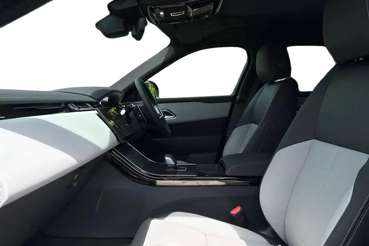 New Land Rover Range Rover Velar S 300 HP (220 kW) 2026 Grey SUV
