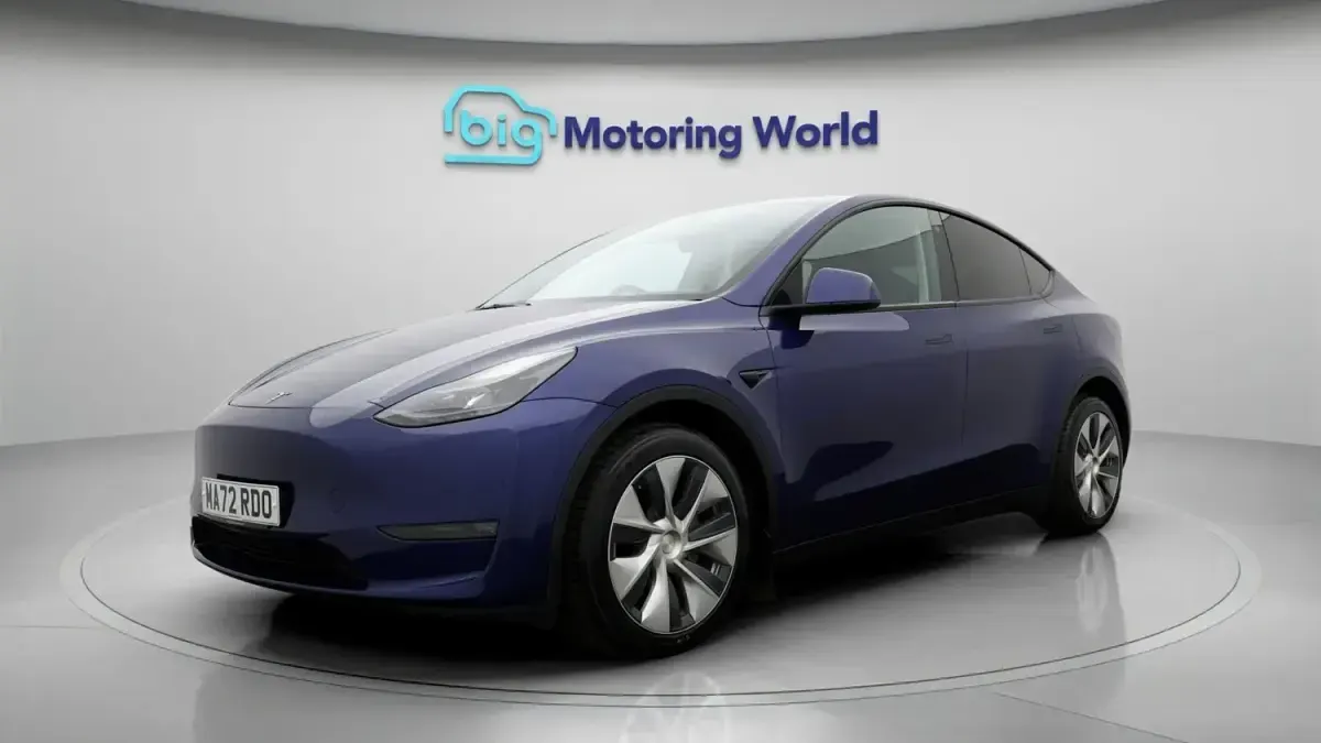 Usado Tesla Model Y Long Range AWD 378 kW (514 HP) 2022 Azul SUV
