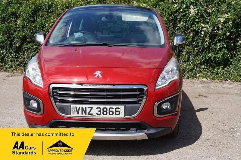 Red Used 2015 Peugeot 3008 Allure SUV | £5,990 (Good price) - Image 1/3