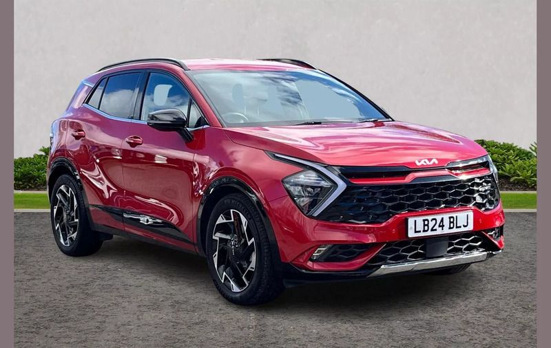 Red Used 2024 Kia Sportage GT-Line SUV | £27,390 (Fair price) - Image 1/3