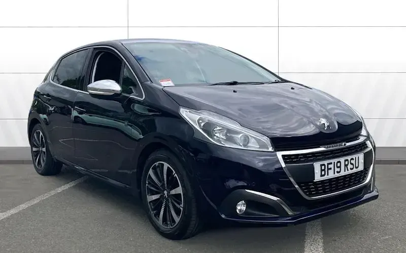 Second-hand Peugeot 208 82 CP (60 kW) 2019 Hatchback