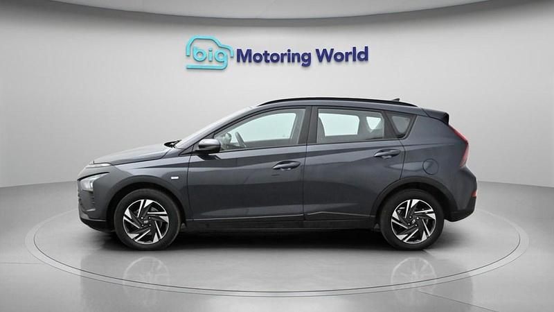 Used Hyundai Bayon SE 100 HP (73 kW) 2023 Grey SUV