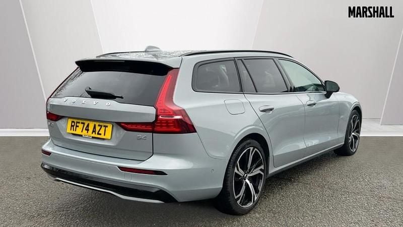 Used Volvo V60 Ultra 197 HP (144 kW) 2025 Vapour grey Estate