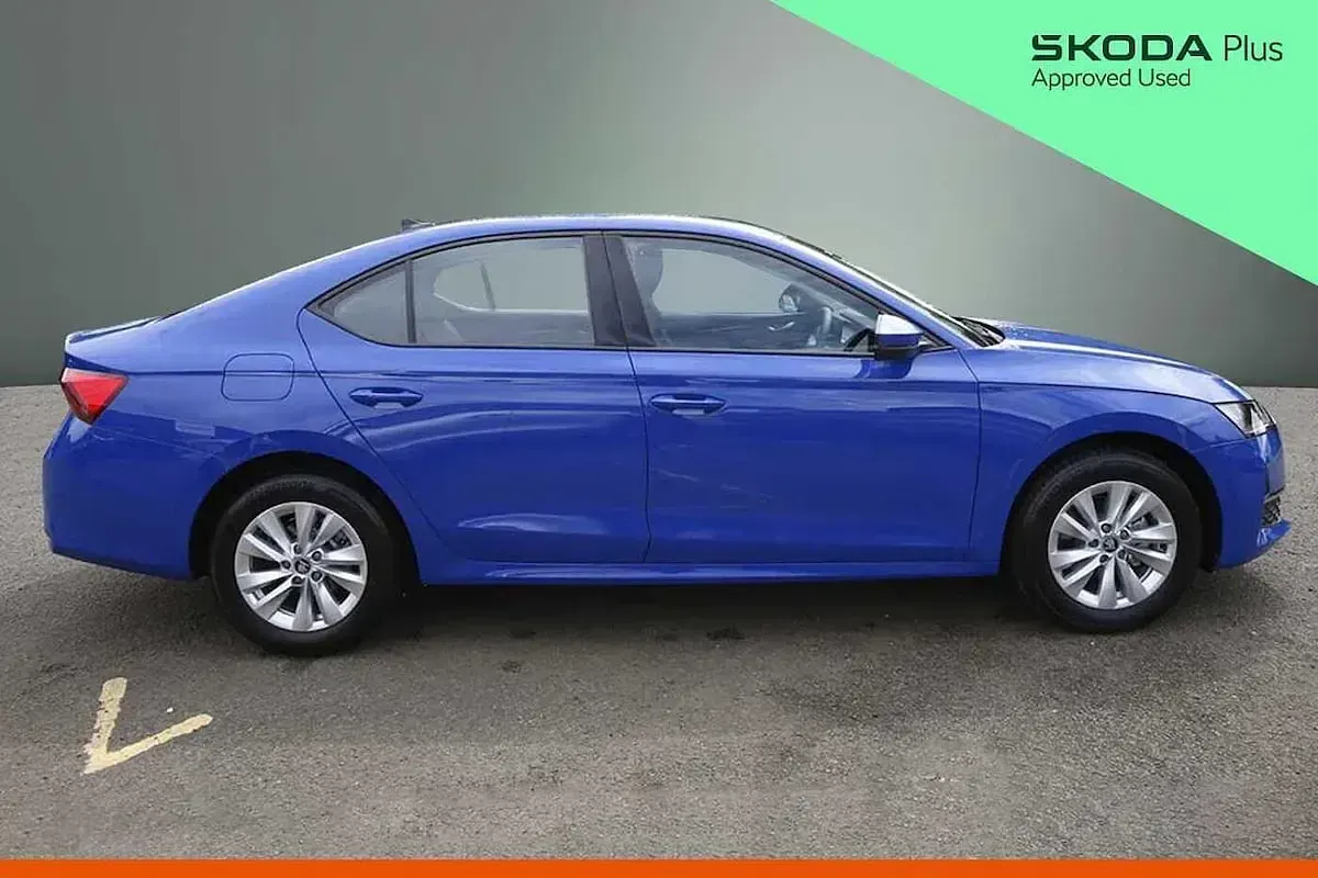New Skoda Octavia SE Technology 113 HP (83 kW) 2026 Energy blue Hatchback