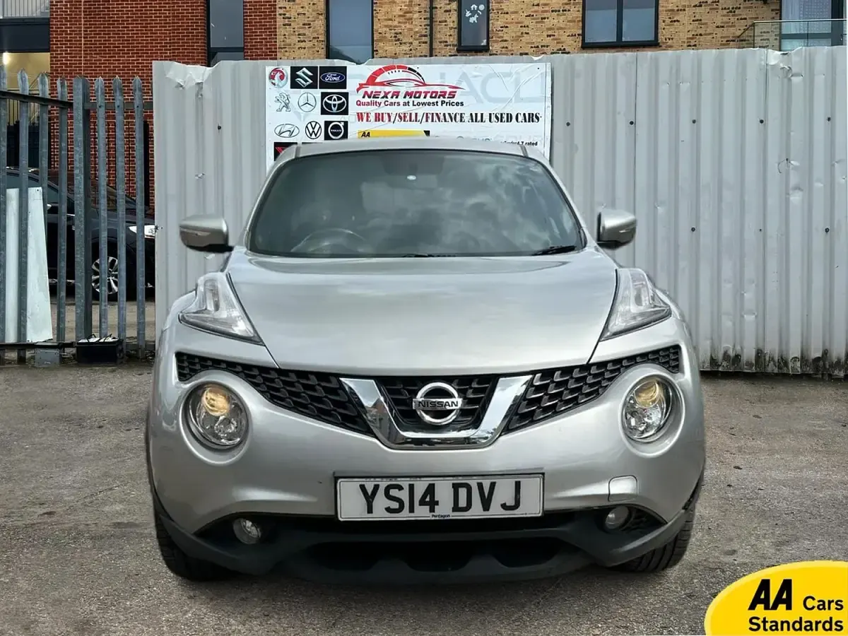 Used Nissan Juke Acenta Premium 117 HP (86 kW) 2014 Silver SUV