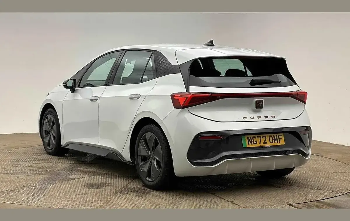 Used Cupra Born 150 kW (204 HP) 2023 White Hatchback