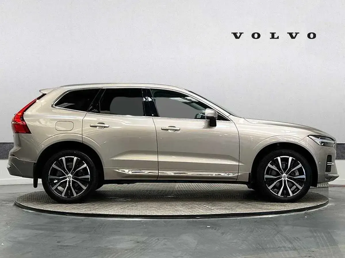 Used Volvo XC60 Ultra 247 HP (181 kW) 2025 SUV