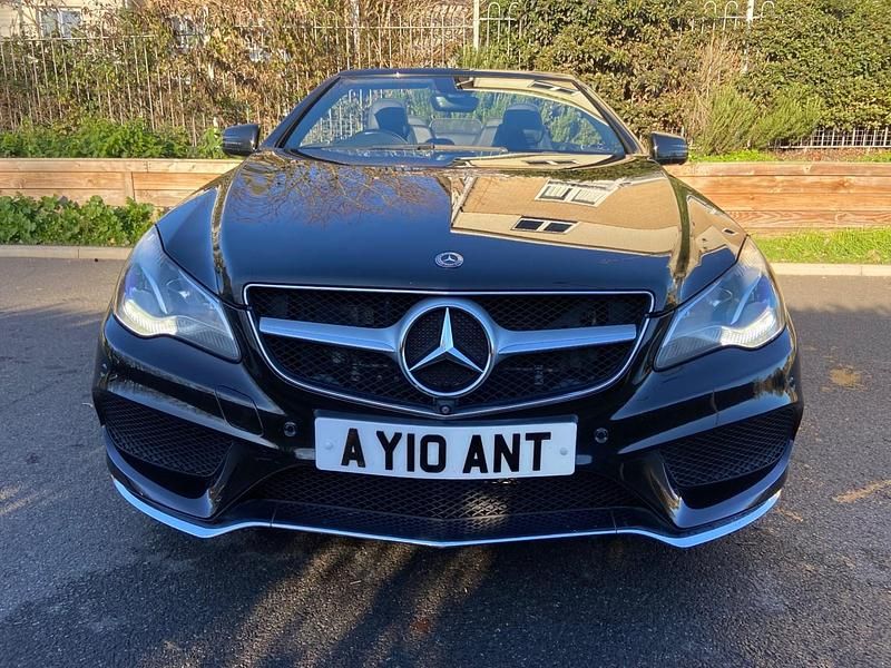 Begagnad Mercedes E350 AMG 2014 Svart Cab