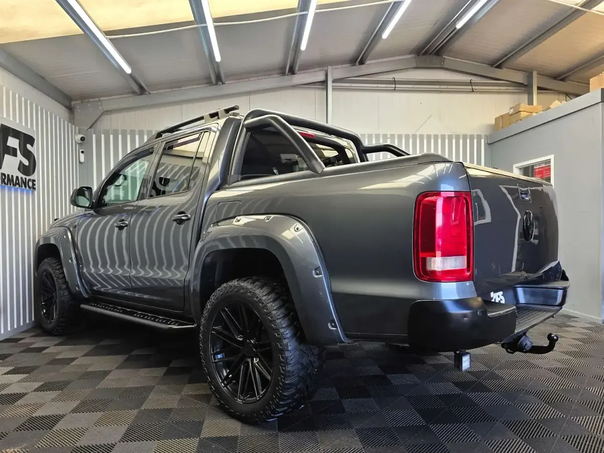 Used VW Amarok Trendline 204 HP (150 kW) 2019 Grey Pickup