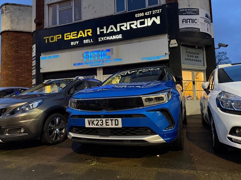 Second-hand Vauxhall Grandland X Ultimate 2023 Albastru SUV