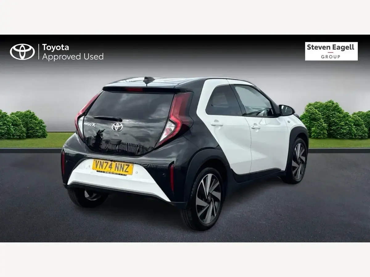 Used Toyota Aygo X 72 HP (52 kW) 2024 White SUV