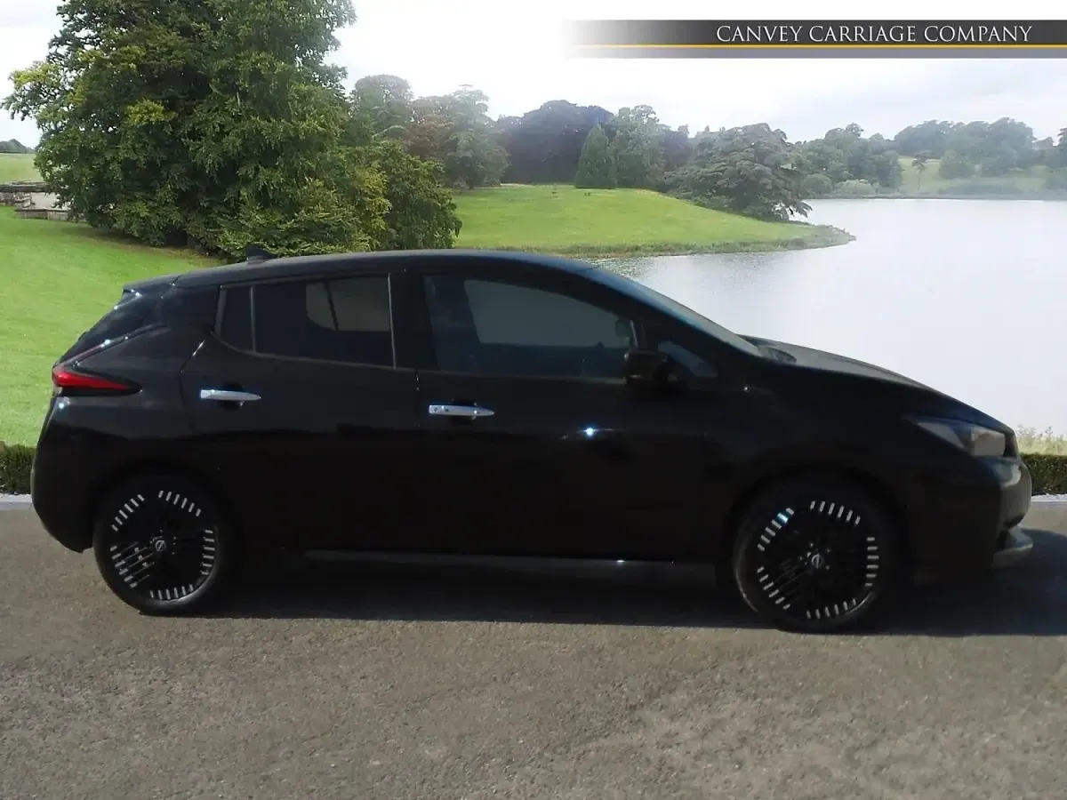 Usado Nissan Leaf N-Connecta 110 kW (150 HP) 2022 Preto Citadino