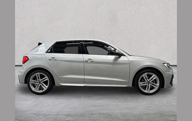 Used Audi A1 S-Line 110 HP (80 kW) 2023 Silver SUV