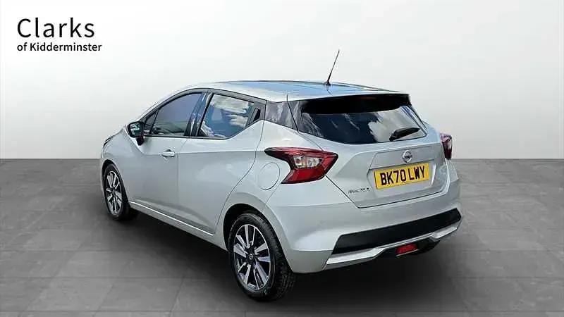 Used Nissan Micra Tekna 100 HP (73 kW) 2020 Silver Hatchback