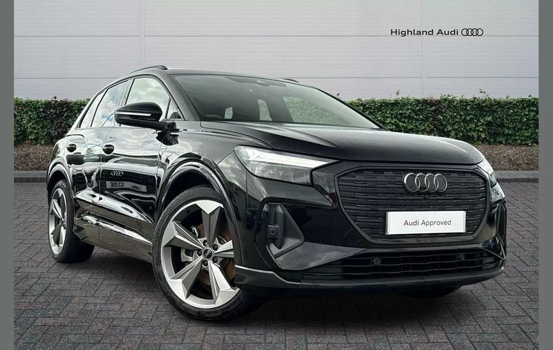 Black Used 2024 Audi Q4 e-tron Black Edition SUV | £41,985 (Expensive) - Image 1/4