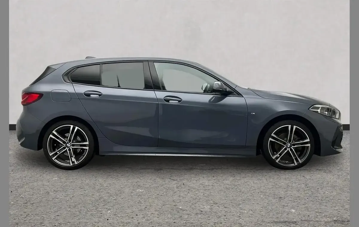 Used BMW 118 M Sport 134 HP (98 kW) 2023 Grey Hatchback