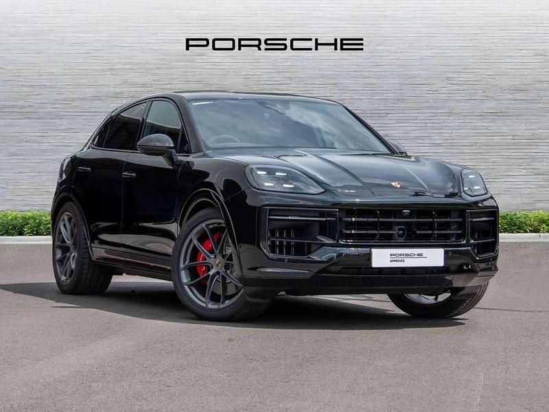Used Porsche Cayenne S 468 HP (344 kW) 2025 Black SUV