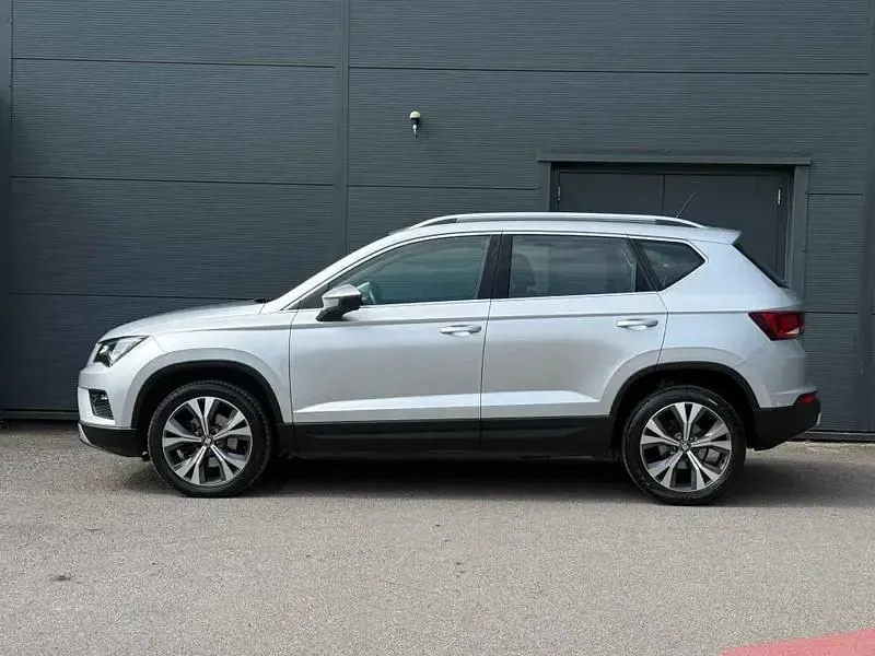 Używany Seat Ateca Ecomotive 115 KM (84 kW) 2017 Srebrny SUV