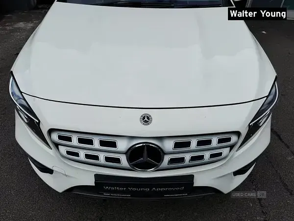 Used Mercedes GLA200 Executive 136 HP (100 kW) 2017 White SUV