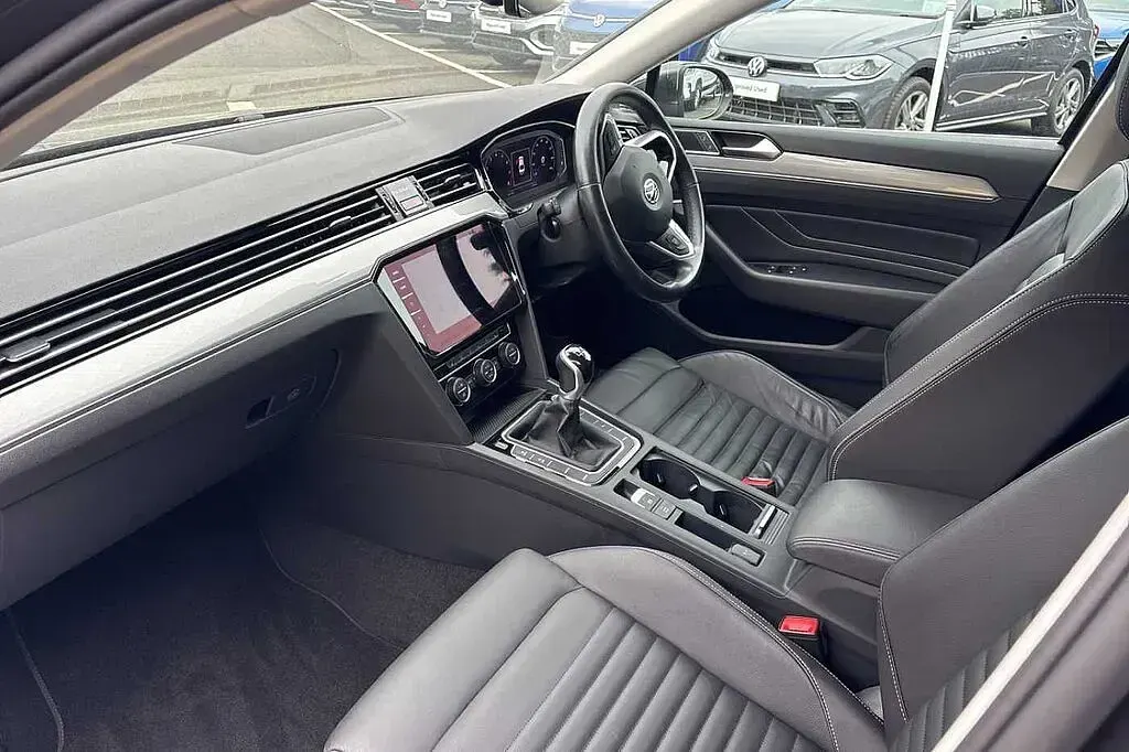 Used VW Passat 150 HP (110 kW) 2020 Sedan