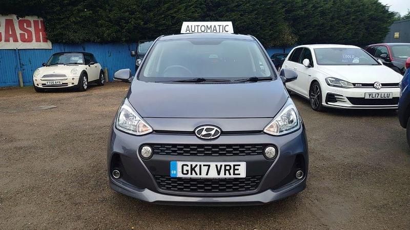 Used Hyundai i10 Premium SE 87 HP (63 kW) 2017 Grey Hatchback
