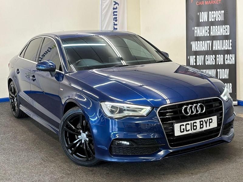 Begagnad Audi A3 S-Line 184 HK (135 kW) 2016 Blå Sedan