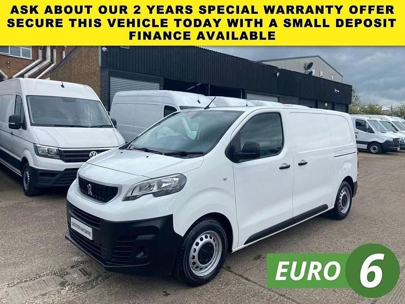 Used Peugeot Expert 120 HP (88 kW) 2021 White Van