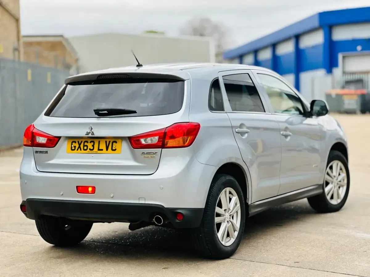 Używany Mitsubishi ASX 117 KM (86 kW) 2014 Srebrny SUV