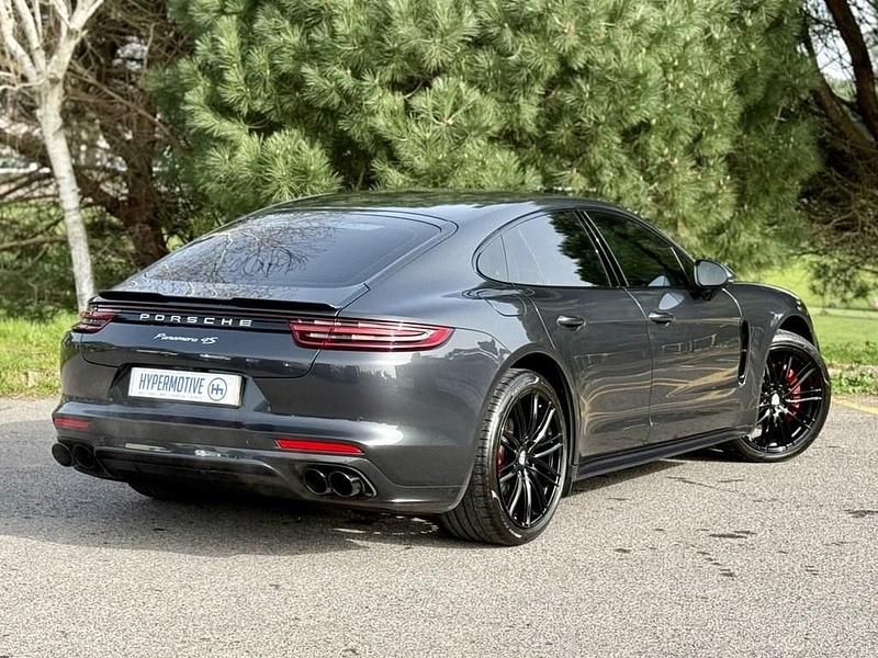Used Porsche Panamera 440 HP (323 kW) 2017 Grey Hatchback