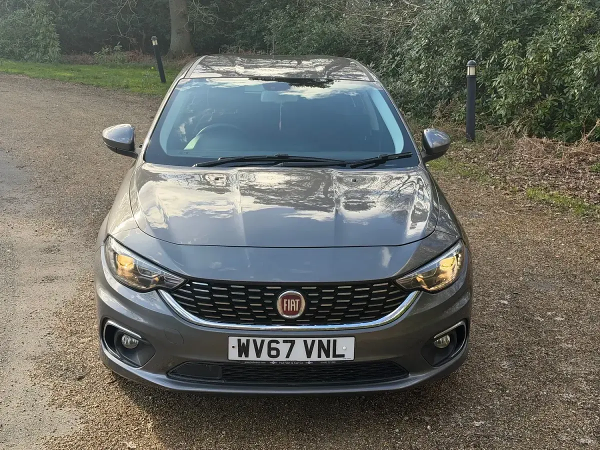 Used Fiat Tipo Lounge 120 HP (88 kW) 2017 Grey Hatchback