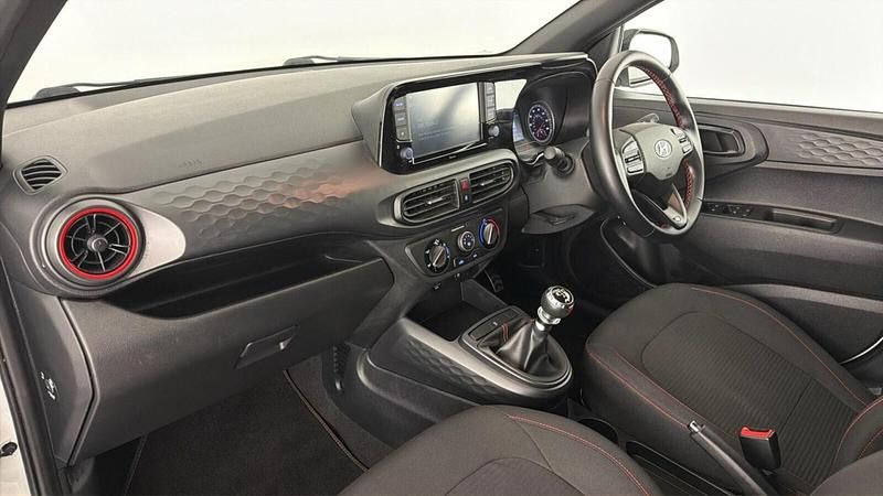 Used Hyundai i10 N Line 100 HP (73 kW) 2021 Polar white Hatchback