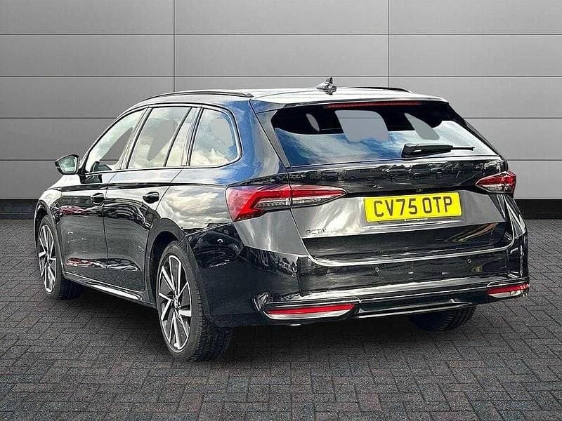 Used Skoda Octavia SportLine 110 HP (80 kW) 2025 Black magic pearl effect Estate