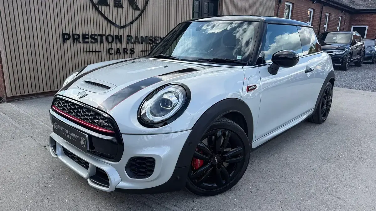 Used Mini John Cooper Works Hatch 231 HP (169 kW) 2020 Hatchback