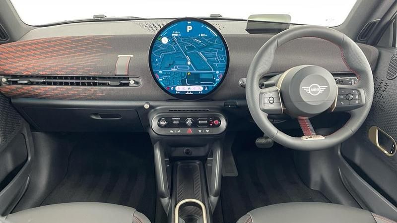 New Mini Cooper Hatch 133 kW (181 HP) 2025 Yellow Hatchback