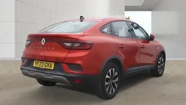 Used Renault Arkana Evolution 2023 Red SUV