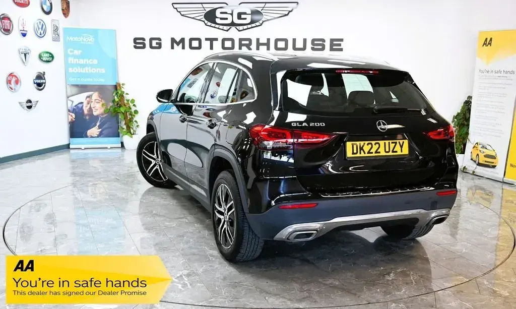 Used Mercedes GLA200 163 HP (119 kW) 2022 Black SUV