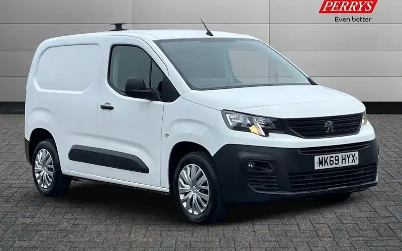 Second-hand Peugeot Partner 102 CP (75 kW) 2021 Monovolum