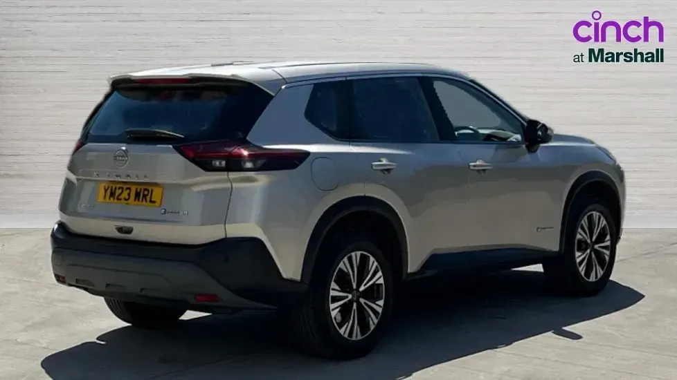 Used Nissan X-Trail Acenta 213 HP (156 kW) 2023 Silver SUV