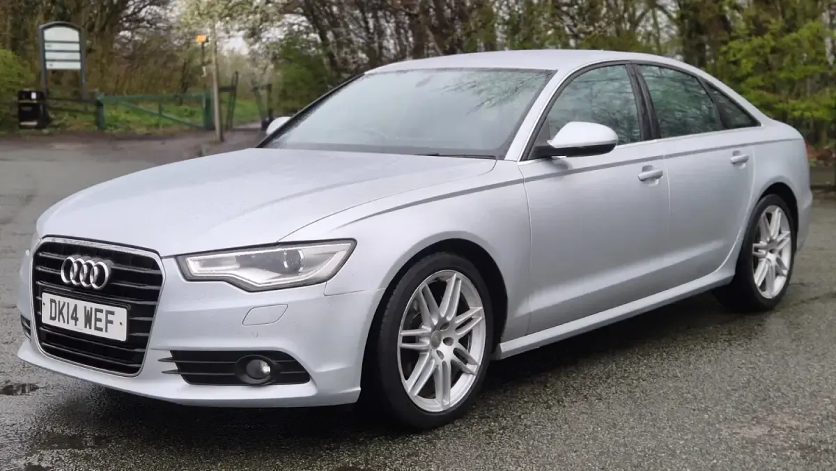 Usado Audi A6 S-Line 190 CV (139 kW) 2014 Plateado Berlina