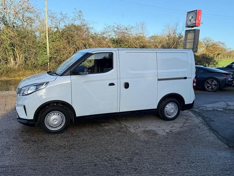 Used Maxus eDeliver 3 89 kW (122 HP) 2021 White Van