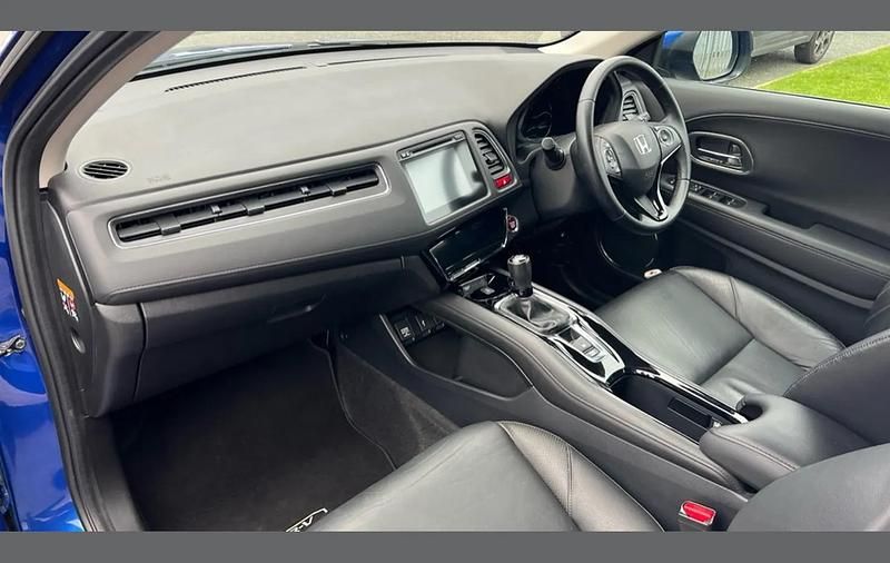 Second-hand Honda HR-V EX 130 CP (95 kW) 2016 Albastru SUV