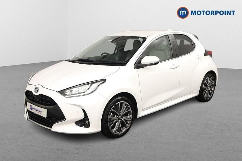 Used Toyota Yaris Hybrid 2023 White Hatchback