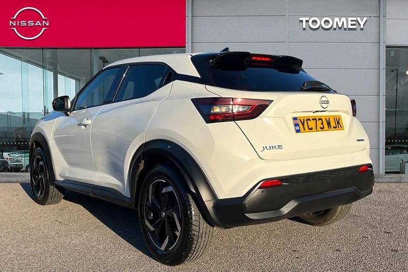 Used Nissan Juke N-Connecta 2023 White SUV