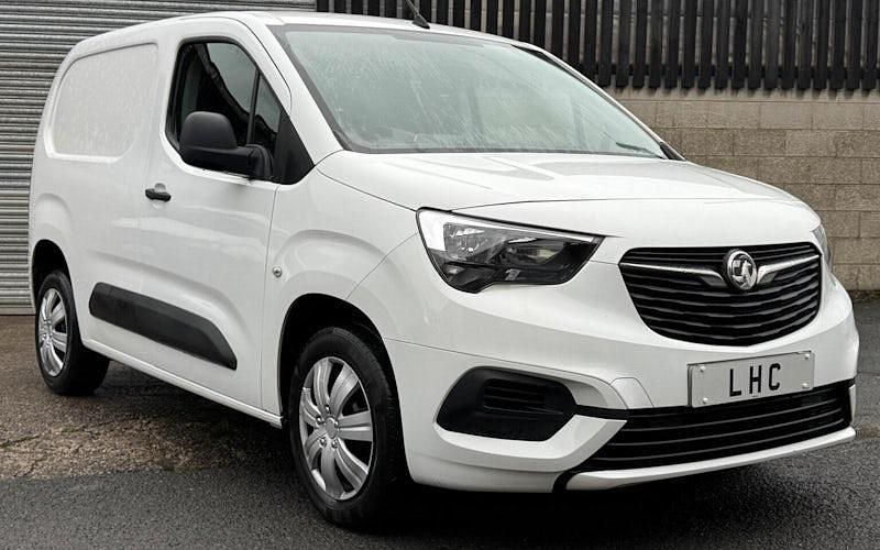 Used Vauxhall Combo Sportive 101 HP (74 kW) 2021 Van