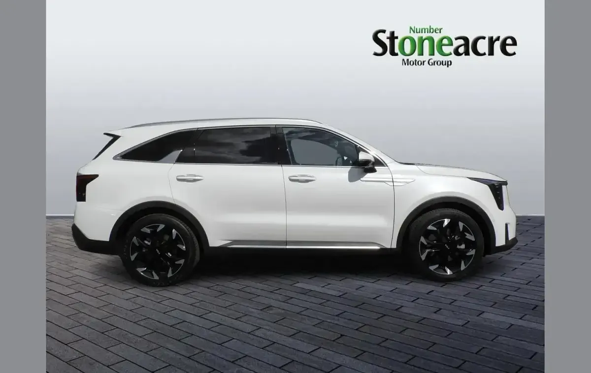 New Kia Sorento 194 HP (142 kW) 2026 White SUV